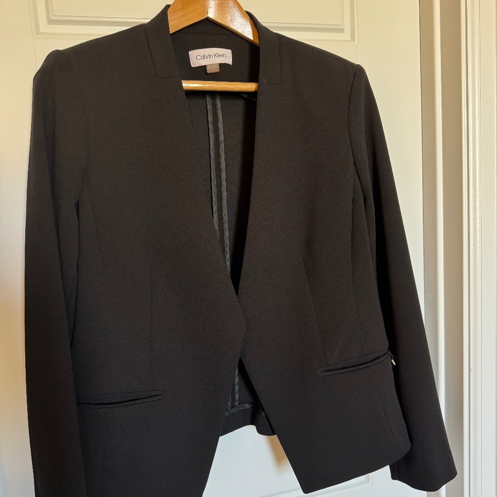 Calvin Klein Classic Black Open-Front Blazer - Size 16